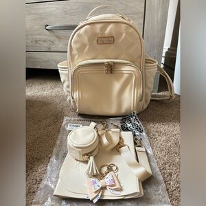 Itzy Ritzy milk and honey mini plus diaper bag
